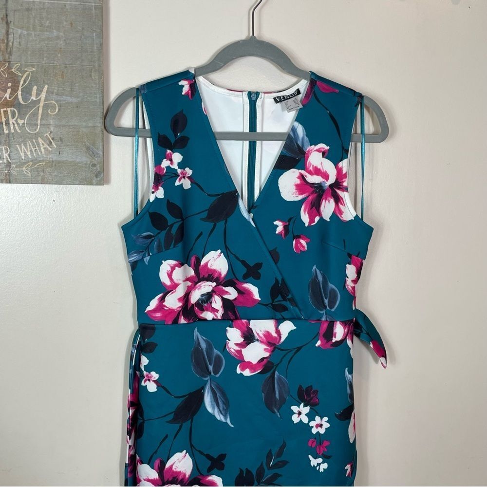 VENUS DRESS - Picture 5 of 8